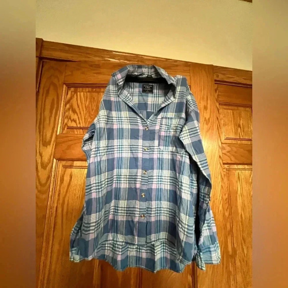 Abercrombie & Fitch - Women’s Boyfriend Button Down Flannel - Picture 1 of 3